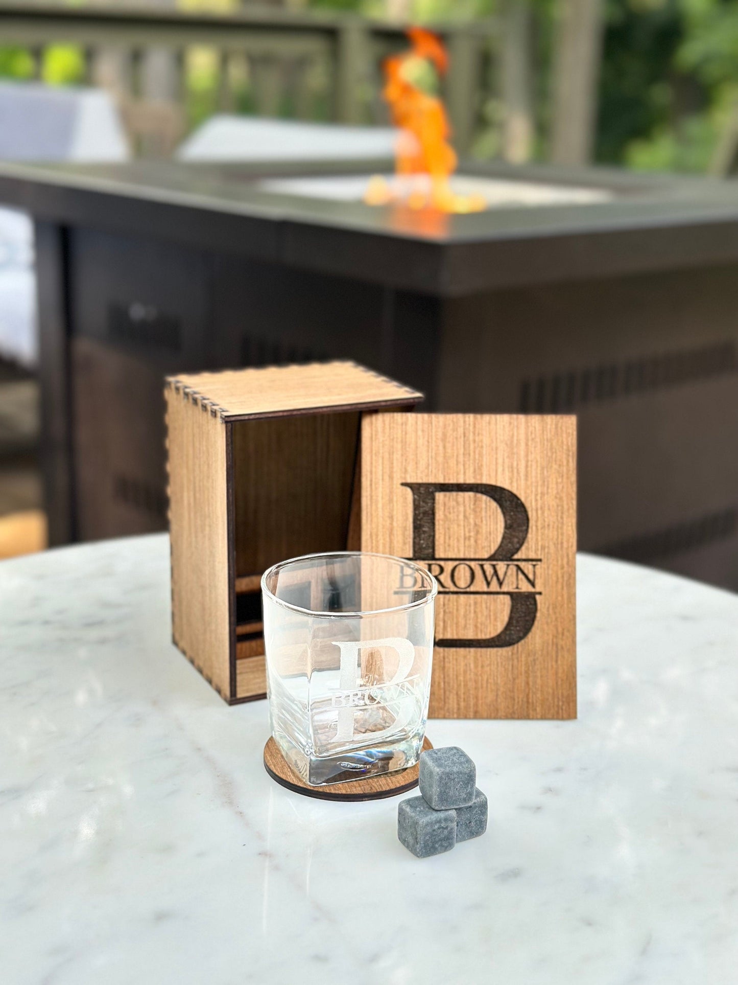 Personalized Whiskey Glasses, Custom Whiskey Glass Set, Whiskey Glasses in Wooden Box, Groomsmen Gifts, Fathers Day Gift, Gift for Him,