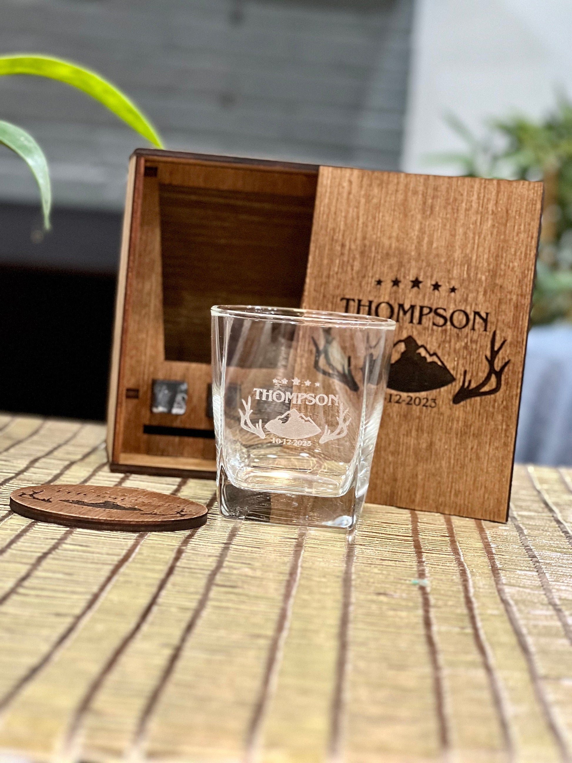 Personalized Whiskey Glasses Set With Engraved Wooden Box