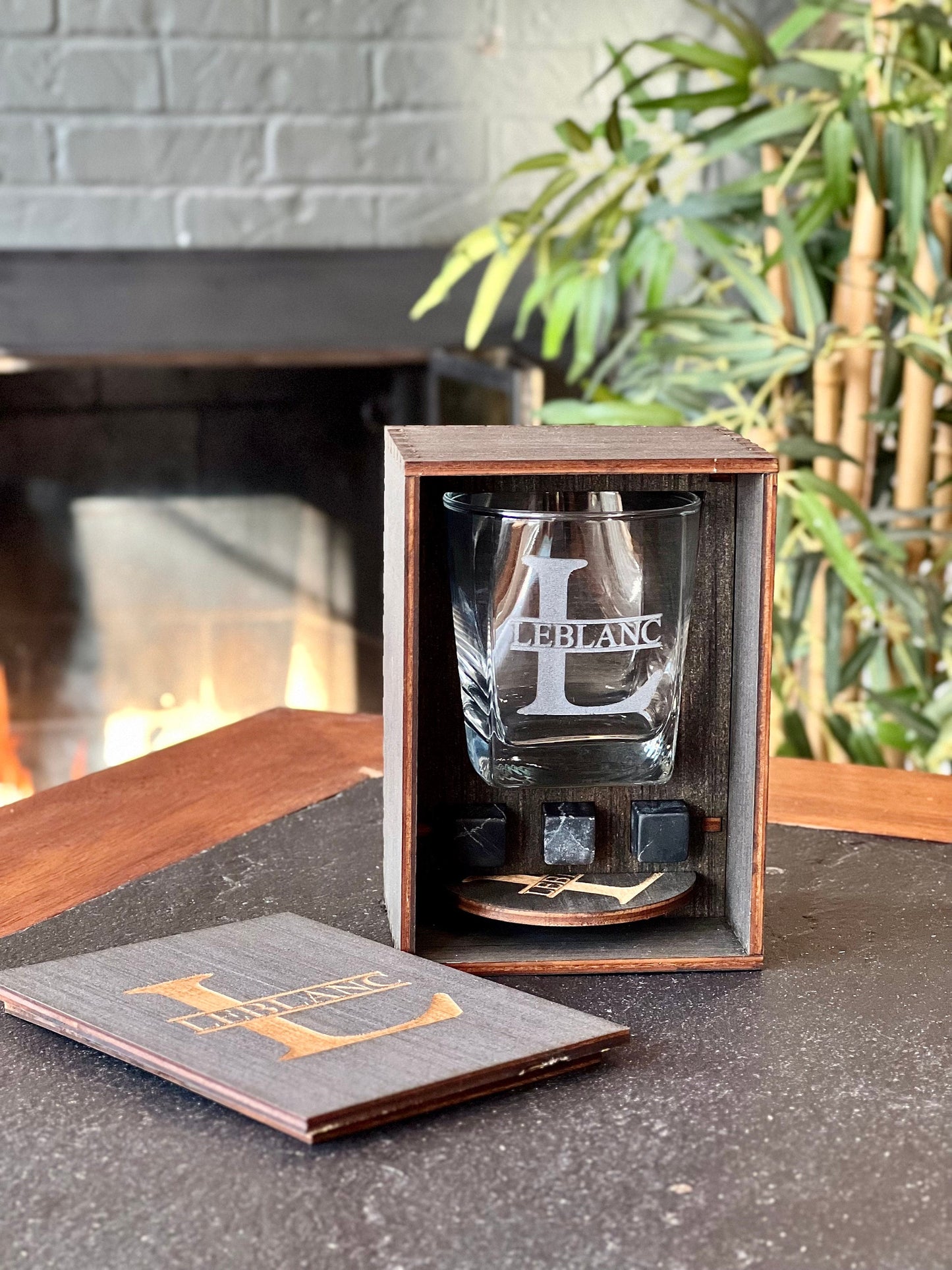 Fathers Day Gift, Custom Whiskey Glasses Set, Personalized Whiskey Glass, Long Distance Gift for Him, Wood Box with Stones Wedding Gift