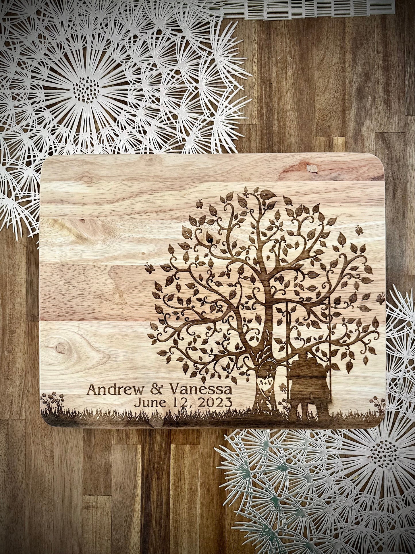 Personalized Family Name Cutting Board. Custom Engraved chopping Board Custom board, Wedding Gift, Anniversary, Housewarming Gift for couple